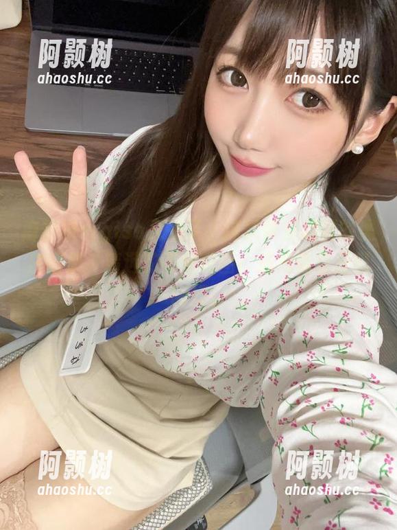 魔物喵nigisa又来了，这次带来超赞的黑白图集，精选的不仅是图，连气氛也是刚刚好。-阿颢树