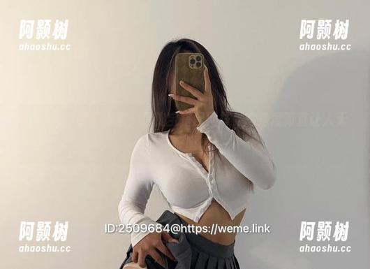 微密圈 - 原图直击：黑饱宝搭配网袜，这角度简直让人无法呼吸。-阿颢树